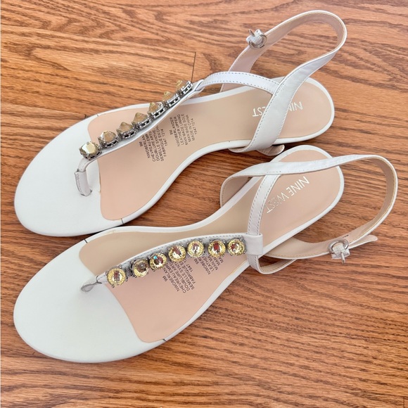Nine West brand new sandals. Size 9, medium width - Picture 2 of 5